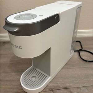 Keurig White and Gray Coffee Brewer